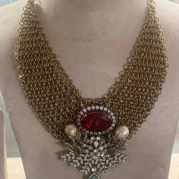 Antique Gold Kundan & Polki Mesh Necklace Set with Ruby and Pearl - Picture 7 of 16